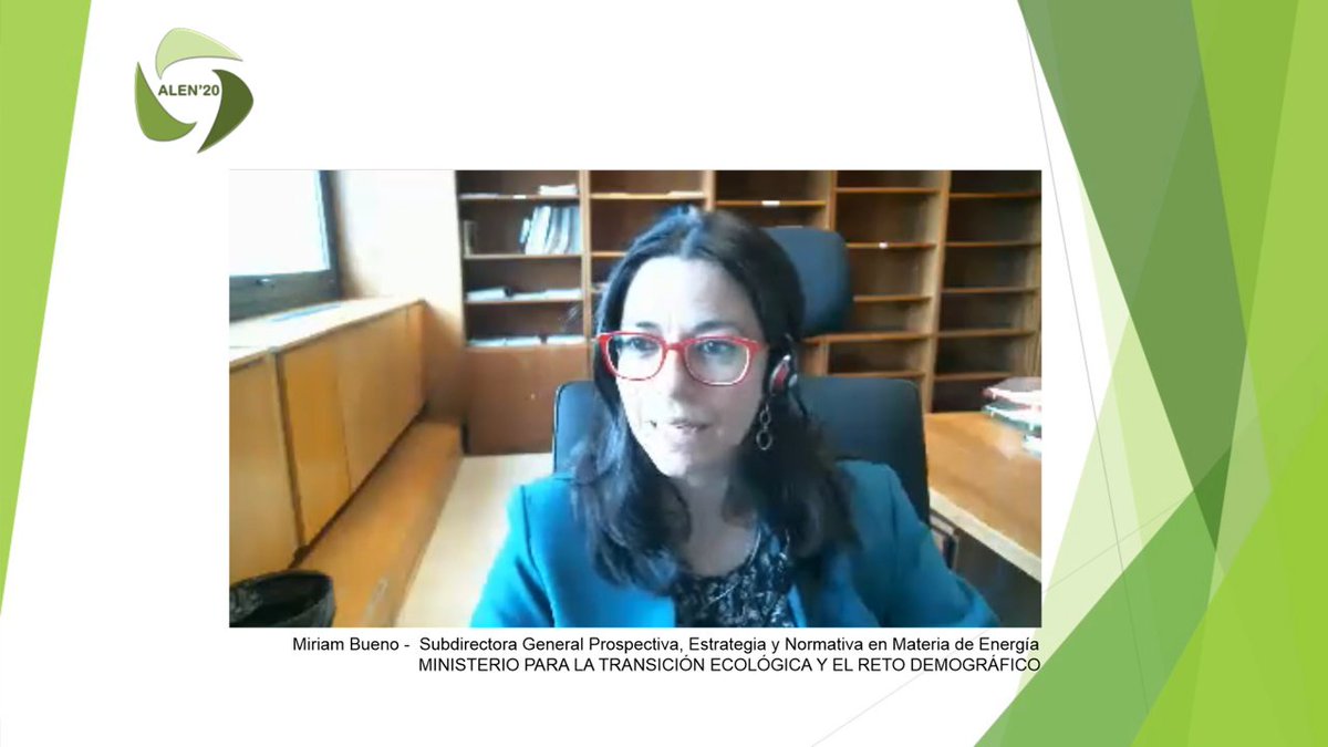fenercom_madrid's tweet photo. 🔴👤 Interviene ahora Miriam Bueno, Subdirectora General de Prospectiva, Estrategia y Normativa en Materia de Energía, para compartir con los asistentes la Estrategia de Almacenamiento Energético publicada recientemente por el @mitecogob y lanzada a consulta pública. #ALEN20 https://t.co/6IB5YTtXqT