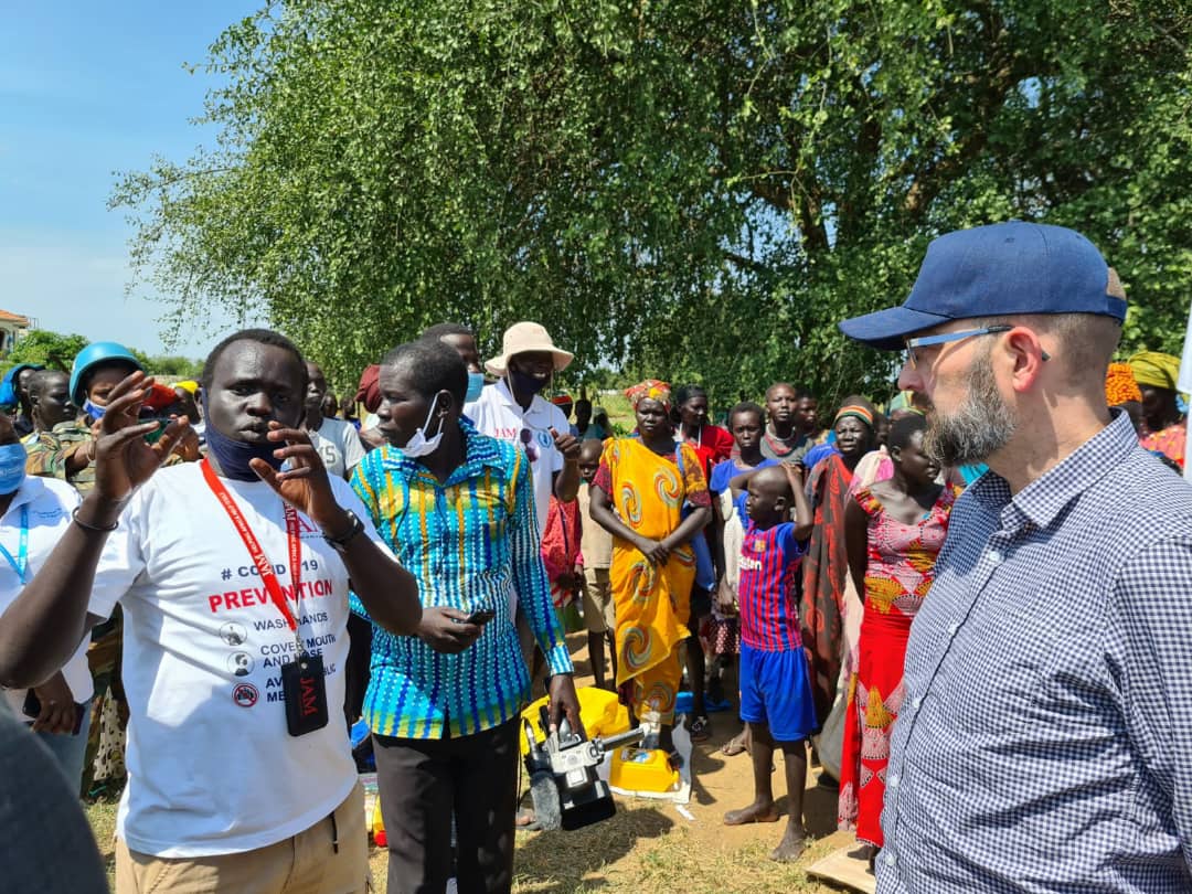 UKinSouthSudan's tweet photo. 🇬🇧 Minister for Africa @JamesDuddridge visited Pibor and Bor yesterday to see the humanitarian impact of recent flooding and violence. Our thanks to @unicefssudan, @WFP_SouthSudan and @unmissmedia for all their support to facilitate such a valuable visit. https://t.co/c8OnnvTQS6