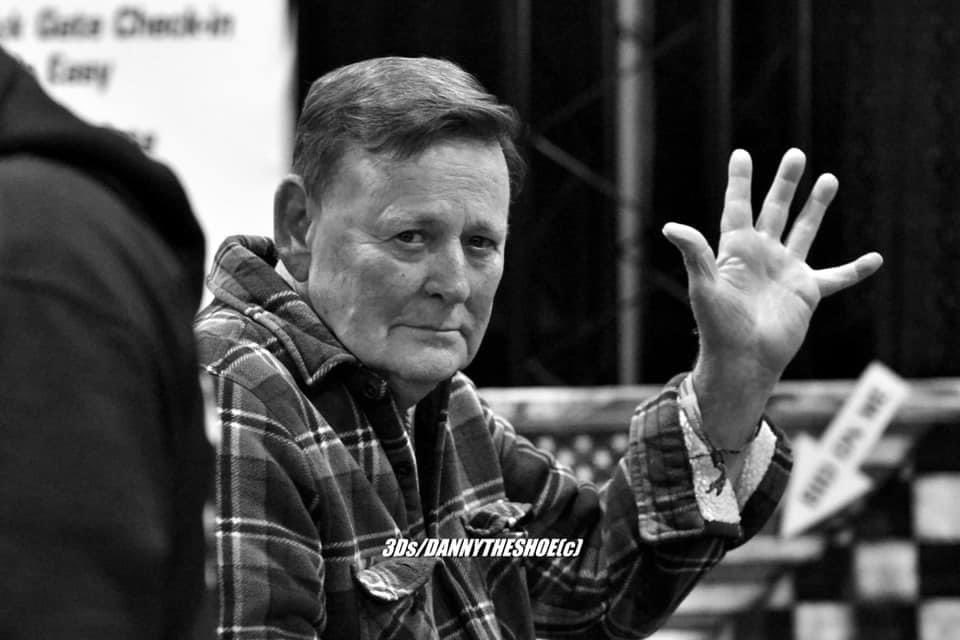 The Oklahoma racing community lost a legend today.

Racer Ray Crawford was one of the great ones. There’s no telling how many lives &amp; careers he touched in his time. A lot of people grew up looking at him as a mentor/hero.

Donnie Ray welcomed a friend home tonight. RIP Ray.