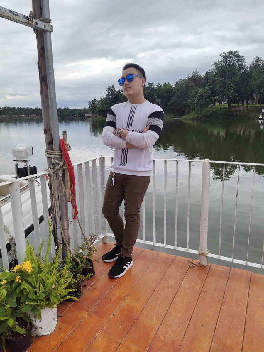 Noom78429439's tweet photo. ชอบนะ เวลาคุยผ่านกล้อง แต่มาคุยที่ห้อง จะดีกว่าไหม 😚🤫 https://t.co/Q4WAsPvTMX