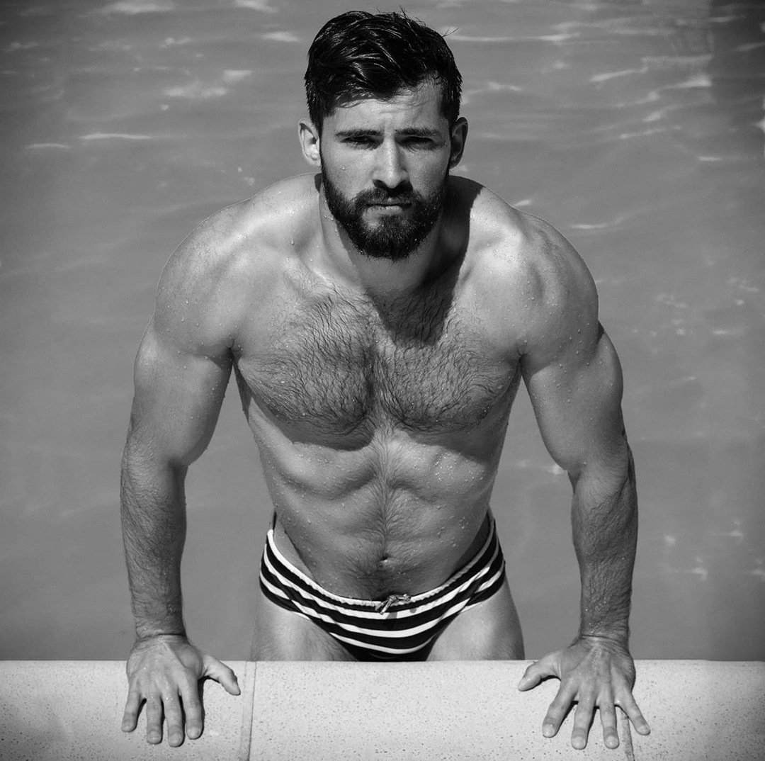 ᴜʟɪꜱᴇꜱ ꜱᴀɴ ʀᴏᴍᴀɴ tweet media