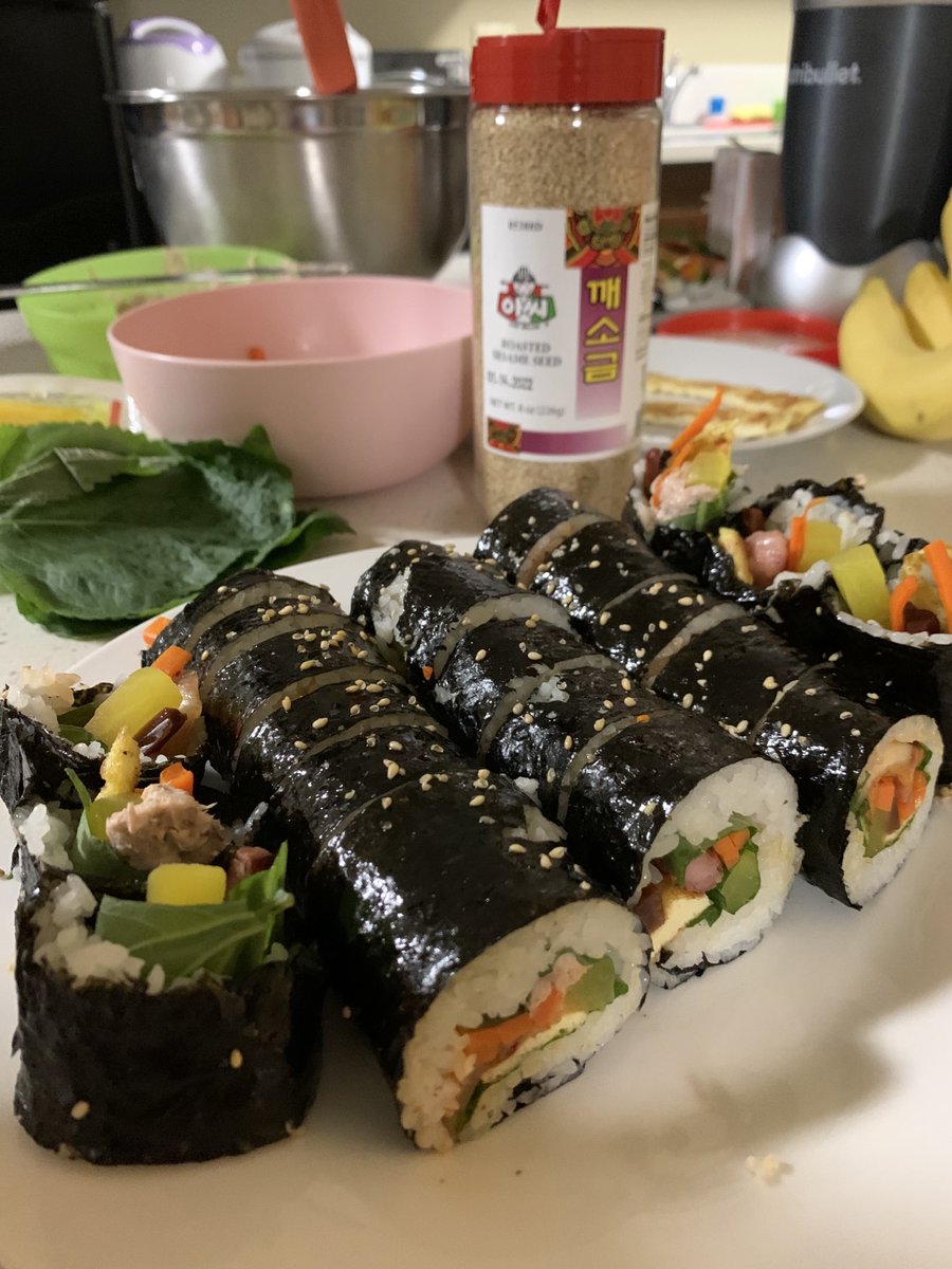 franklydrew's tweet photo. Kimbap. I made kimbap with my date and idk I feel like this has to be true love? #김밥 https://t.co/q4WcDa5xUq