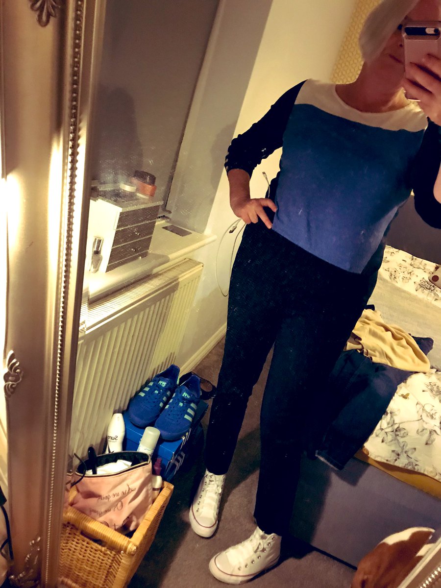 Sugaspunsista74's tweet photo. #FirstDayPhoto #NonUniformCasual ๐๐ธ๐๐ป https://t.co/EElpf5BfxP