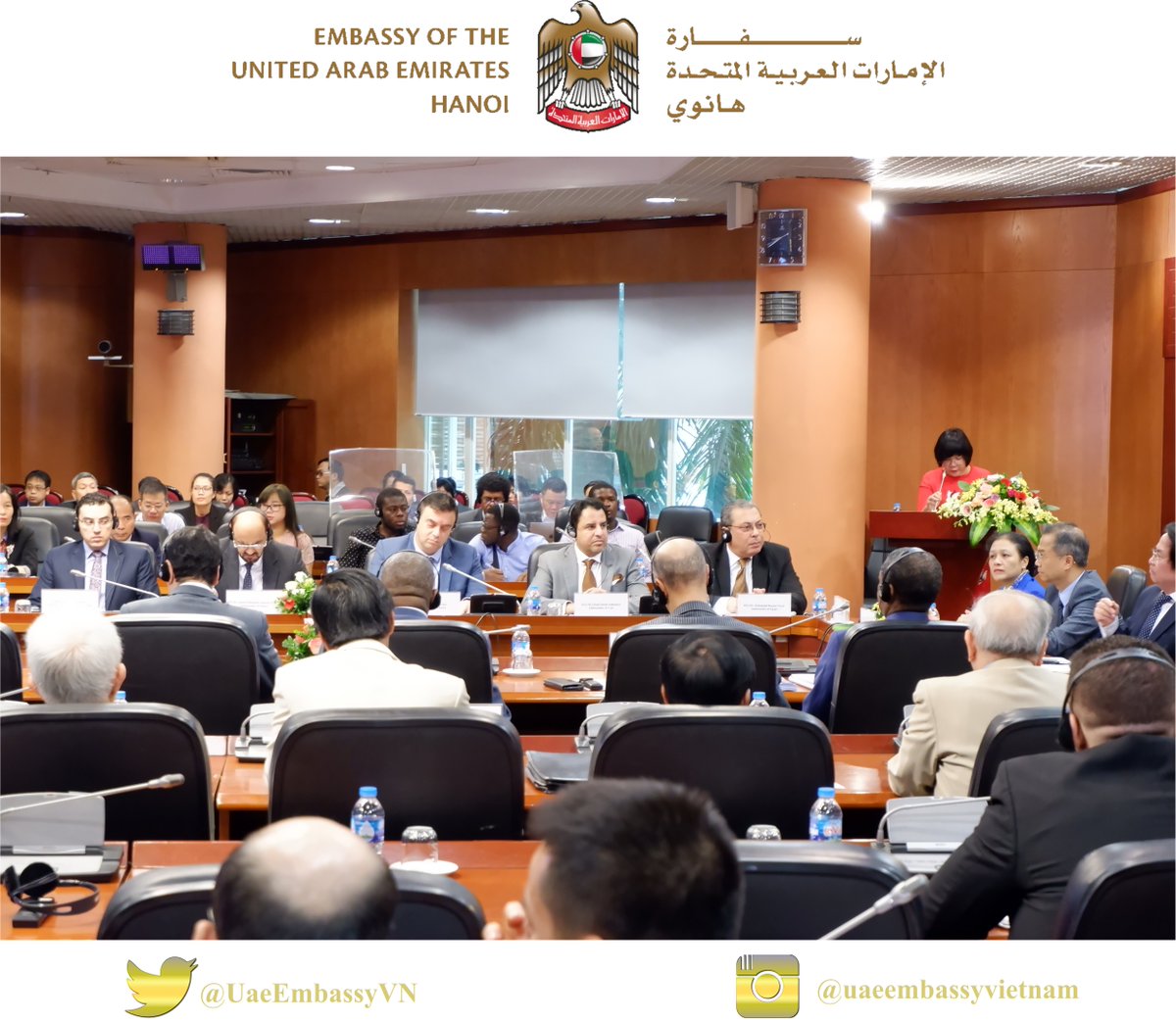 UaeEmbassyVN's tweet photo. شارك سعادة/ عبيد الظاهري، سفير الدولة لدى #فيتنام في مؤتمر " التعاون بين فيتنام وافريقيا والشرق الاوسط ٢٠٢٠-٢٠١١ والآفاق المستقبلية" الذي نظمته الاكاديمية الفيتنامية للعلوم الاجتماعية بالتعاون مع معهد دراسات أفريقيا والشرق الاوسط في #هانوي.
@MoFAICUAE #UAE #Vietnam #VASS #IAMES https://t.co/Nhwocx0gQ0