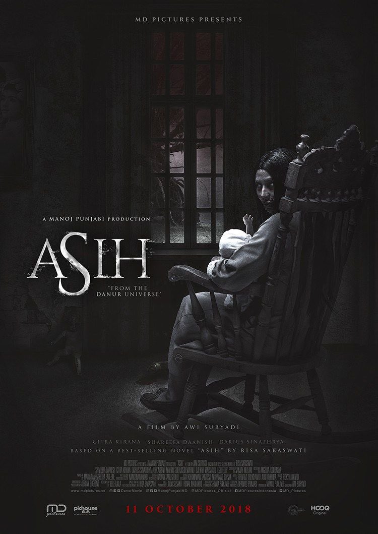 rekomenfilem's tweet photo. Hye guys! Since we’re in the Halloween month, we’ve decided to watch a horror movie called “ASIH”. Basically, it’s a movie about a couple, celebrating their first born and was hunted by an evil spirit. No offense, but we felt like we’ve been SCAMMED! https://t.co/e3p8kohAz3