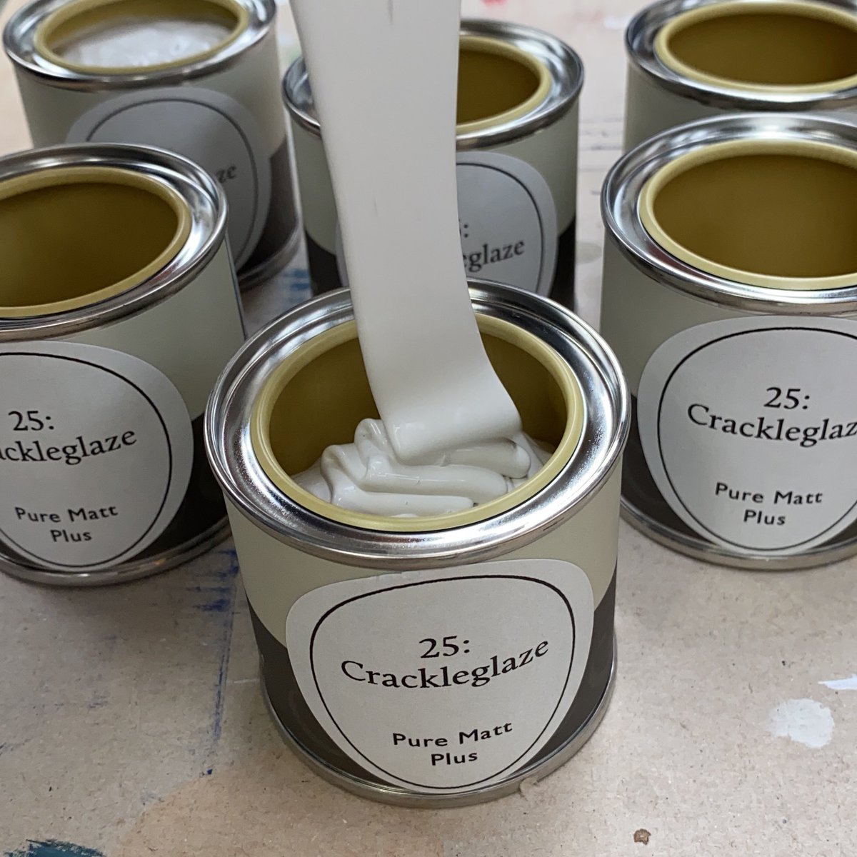 Y O U R F A V O U R I T E // this is ‘Crackleglaze’ it’s our best selling off-white. This delicate warm grey based neutral is a real all-rounder #fenwickandtilbrook #neutralstyle #neutraldecor #whitepaint #offwhite #neutrals #paintcolours #perfectwhite #interiorpaint #diy