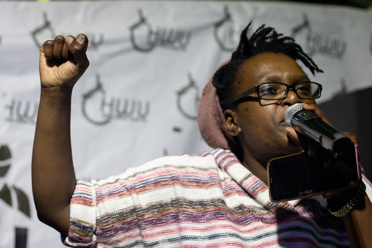 DigitalRapperTV's tweet photo. Run Dem!!
Yesterday night's open mic session shot by @lebo_molepo #digitalrappertv #chwu #shop16 https://t.co/hbwfKqBSMv