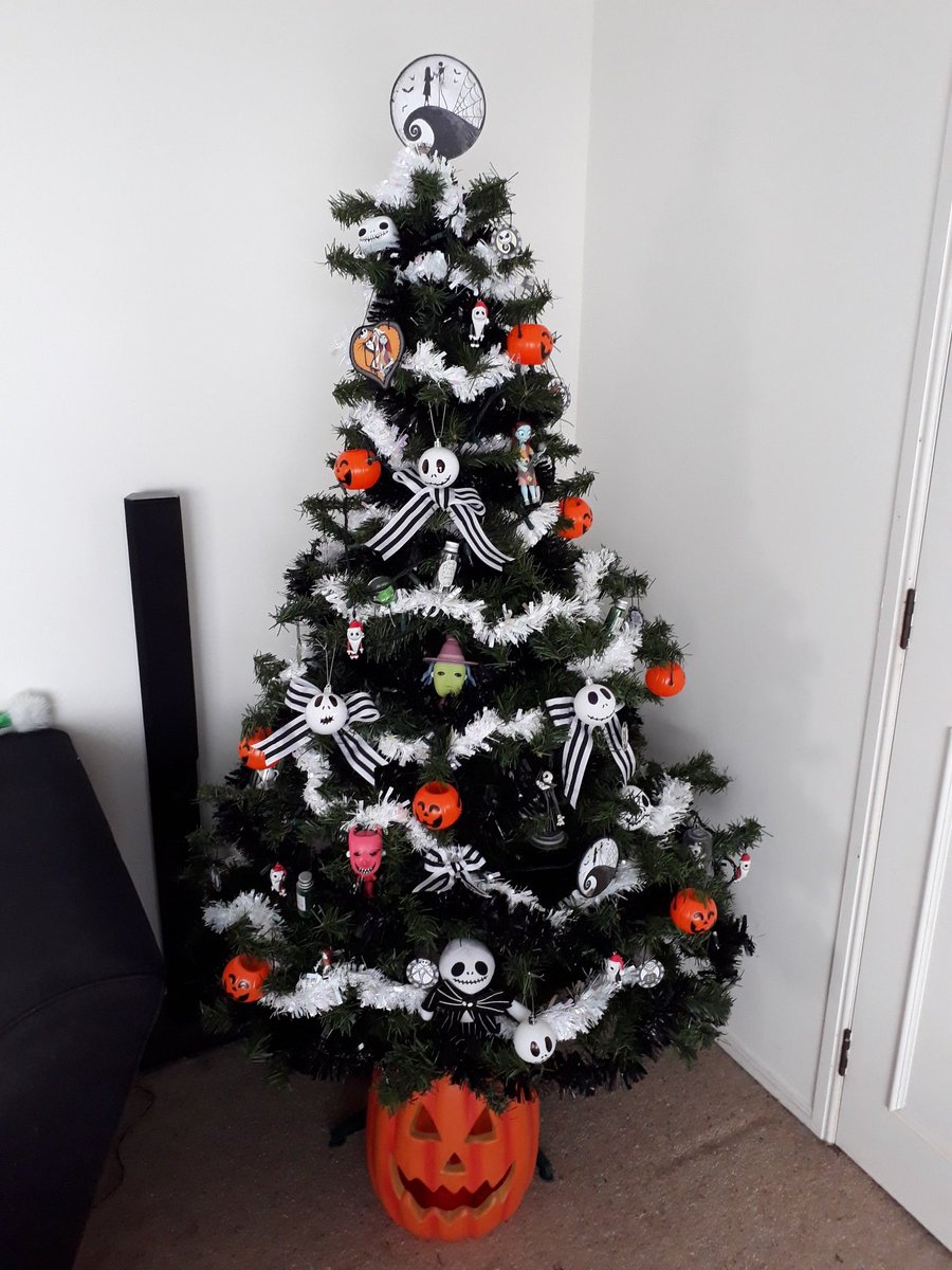 And a year ago, Halloween met Christmas, as both the boys were obsessed with  #NightmareBeforeChristmas.We listened to the soundtrack while we decorated the tree, so much fun!  #GeekChristmas So that brings us to this year...