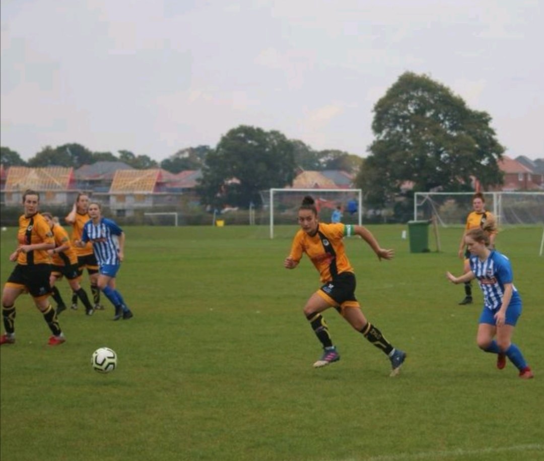 KeithEdleston's tweet photo. Some photos from our ladies 5-2 away win last Sunday, photos courtesy of @LadiesSUFC.
#amberarmy #backtheambers #weonlydopositive https://t.co/0vX0HuyWt0