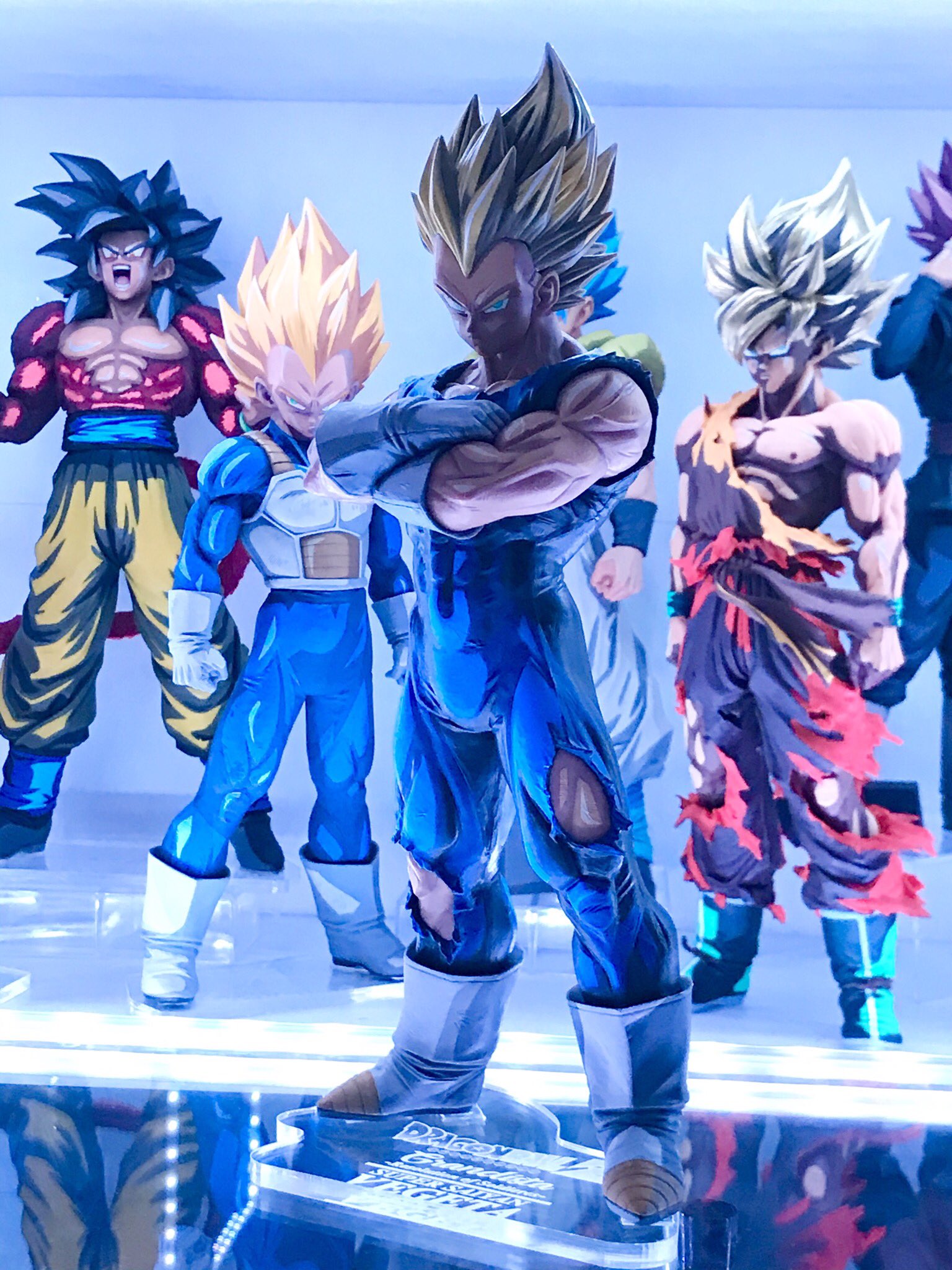 希少☆ドラゴンボールZ 悟空 ベジータ 首振り人形