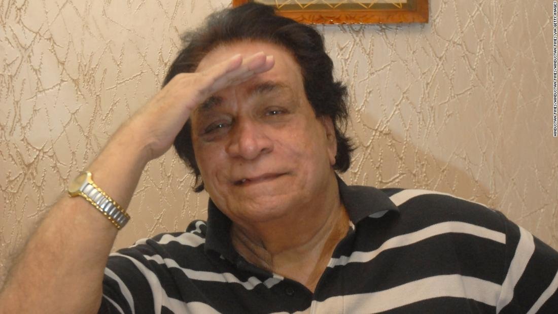 Кадер кхан молодой. Кадер хан из шантарама актер. Кадер кхан индийский актер. Кадер 1. Кадер кхан шантарам актер.