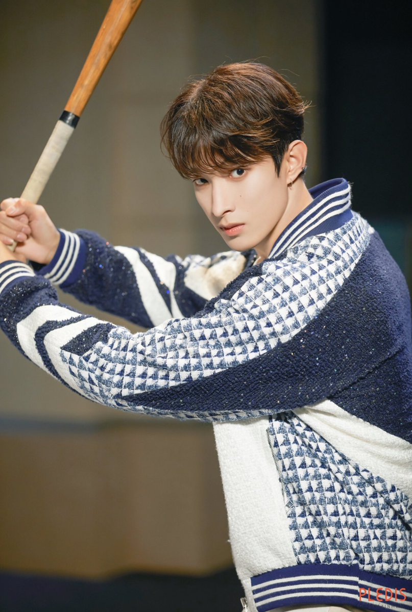 [PHOTO] 201022  #SEVENTEEN   'HOME;RUN' behind the scenes of the M/V shooting with  #DK. [10/14]:  http://naver.me/xLv8bdhp  @pledis_17  @pledis_17jp  #SEVENTEEN    #세븐틴    #ㅍㄹ