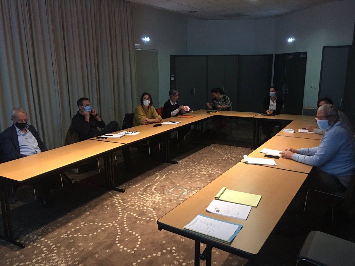 Super réunion des « 5 à 7 » de l’APDR hier soir à Compiègne sur l’actualité du droit des Sociétés avec Lionel MANTEAU. Merci à tous.