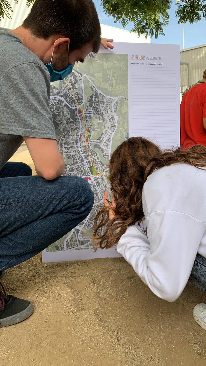Urbanins_'s tweet photo. Després de 8 mesos, ahir vam tornar a gaudir del Consell d'infants de #Tiana i del projecte dels Camins de la Infància. Amb distàncies, mascaretes... Però ha valgut la pena! https://t.co/fHXHkfCNoQ