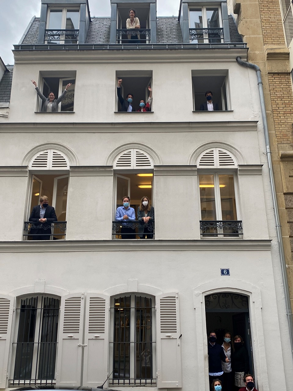 Consultor_fr's tweet photo. #Déménagement : le cabinet @MawenziPartners quitte le VIIIe arrondissement de Paris pour le XVIIe et s'installe dans le quartier #Pereire. Explications de Boris Imbert, l’un des trois associés du cabinet de #conseil.
https://t.co/1AZVBOXTZL https://t.co/po24g0Y5V6