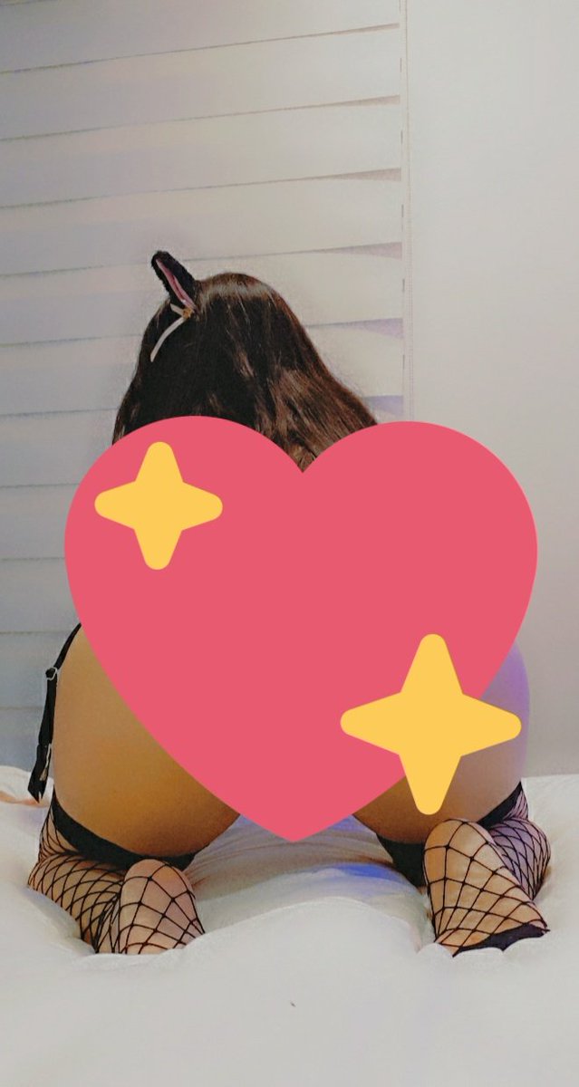 DanielaAzuaje_'s tweet image. Este contenido lo subiré en noviembre 💖 Las últimas dos las voy a subir sin nada que tape el 🍑
RT si quieres ganarte una suscripción gratis a mipriv.com/danielaazuaje_ 💕