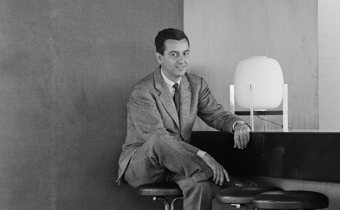COACatalunya's tweet photo. Este lunes murió a los 96 años uno de los arquitectos más representativos de la Barcelona de su época: Federico Correa. Dandy, insolente, provocador, Correa enseñó toda una manera de vivir los espacios públicos, de lo íntimo a la ciudad. A él va este #JuevesDeArquitectura. https://t.co/1bzKCW9YRb
