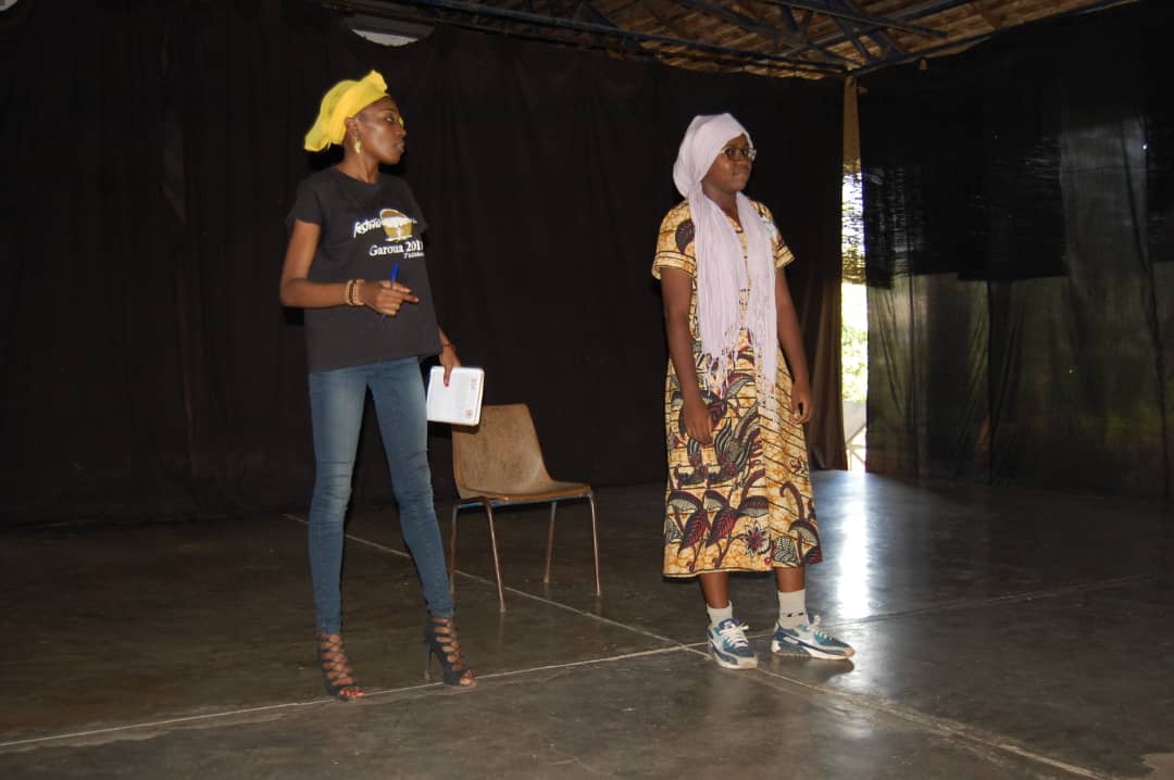 ungeant's tweet photo. @FRauCameroun #Ateliers de Slam dans les Lycées et Collèges de #Garoua avec le soutien de #AmbassadedeFranceauCameroun et en partenariat avec #AllianceFrancaisedeGaroua. https://t.co/Dyxr8JkQ6U