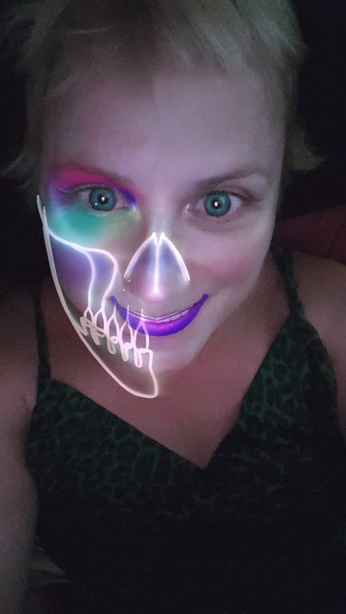 Halloween filter fun https://t.co/cYeSUeasFo<a href="/tag/streamatemodel"class="tags"><span>#streamatemodel</span></a><a href="/tag/pornhubmodel"class="tags"><span>#pornhubmodel</span></a><a href="/tag/pornhublive"class="tags"><span>#pornhublive</span></a>