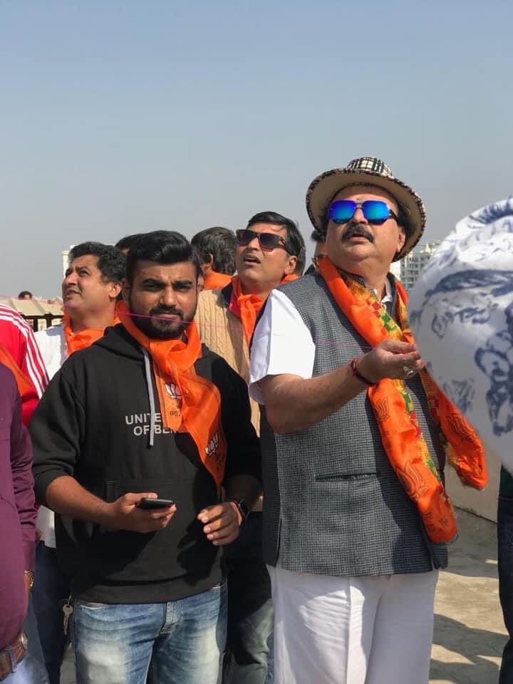 desai_dhruvit's tweet image. *૧૬૭ સુરત { પશ્ચિમ } વિધાનસભા ના લોકલાડીલા ધારાસભ્ય શ્રીપૂર્ણેશભાઈ મોદીજીને જન્મદિવસની ખુબ ખુબ શુભેચ્છાઓ* 🎂💐
#HBDPurneshModi24x7