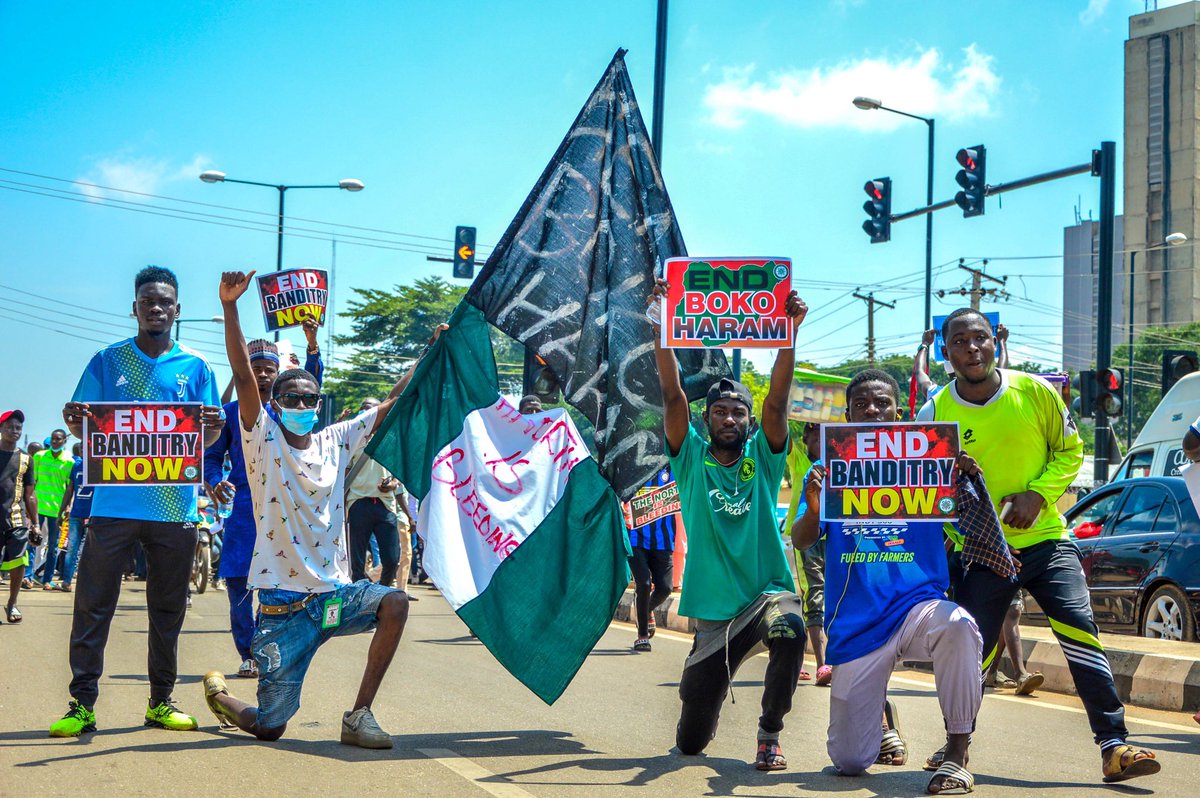 Donhot2's tweet image. We went out for a peaceful protest today,even though i’m critically sick,but i try to do it for the voiceless,For my late brother LT. Ahmed Saifullahi,for the younger generation,and for my country at large
#SecureNorth 
#EndNorthBanditry
#SecureArewa