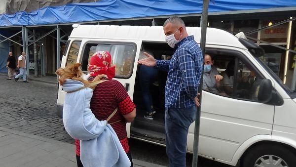 cnnturk's tweet photo. Sahiplendiği köpeği sırtında taşıyor 

Trabzon'da yaşayan Pakize Aksu, sokakta bulup sahiplendiği köpeğini bir an olsun yanından ayırmıyor https://t.co/6CGmXWFiN3 https://t.co/FsIqlGLRw3