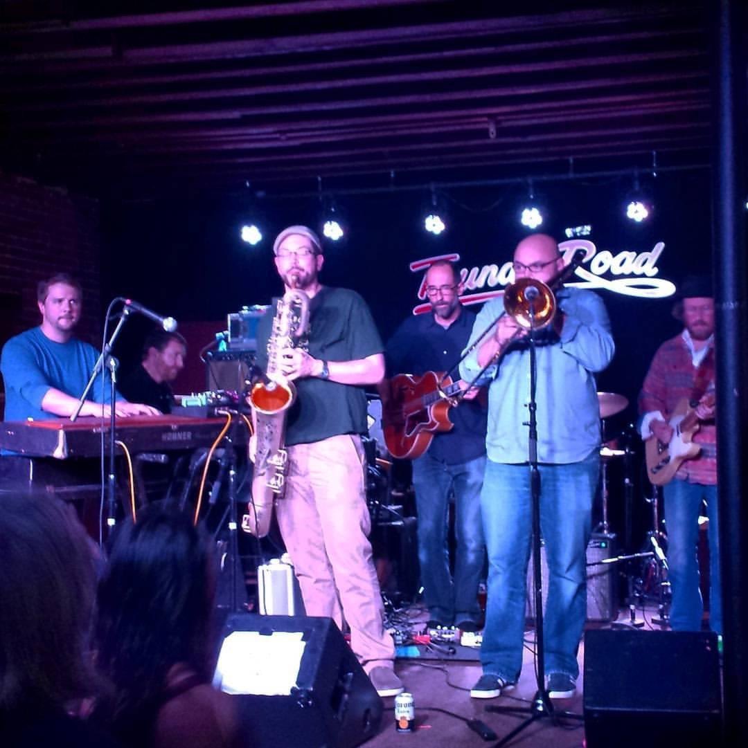 bt_trombone's tweet photo. #tbt #4yearsago
Man, do I miss playing with these fine folks. @AkashicFunk #darbywolf @GrovisOtis @jaredsims @SteveFell4 #petermaclean #johnnytrama #bt https://t.co/9XMPWKcaLS