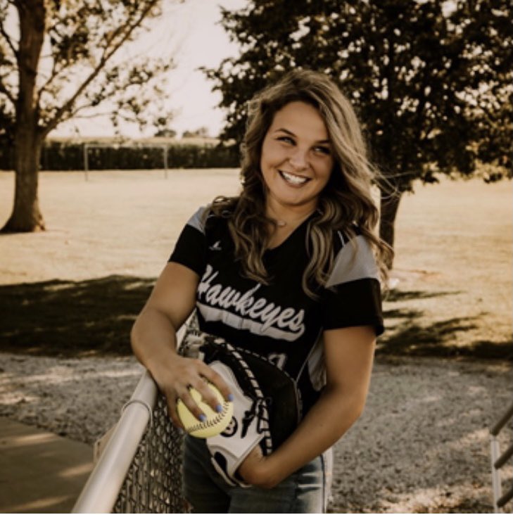NeGirlsFPForum's tweet photo. 🚨 COMMITMENT ALERT 🚨 Congratulations to @QuakesRussell 2021 C/SS/Util, @_haleykoch (West Harrison HS, IA), for committing to continue her softball and academic career for Coach Weinmaster and @SwccSoftball Way to go, Haley!
#Committed
@NEQuakesSB @QuakesRecruit https://t.co/gwPDJ5ONOP