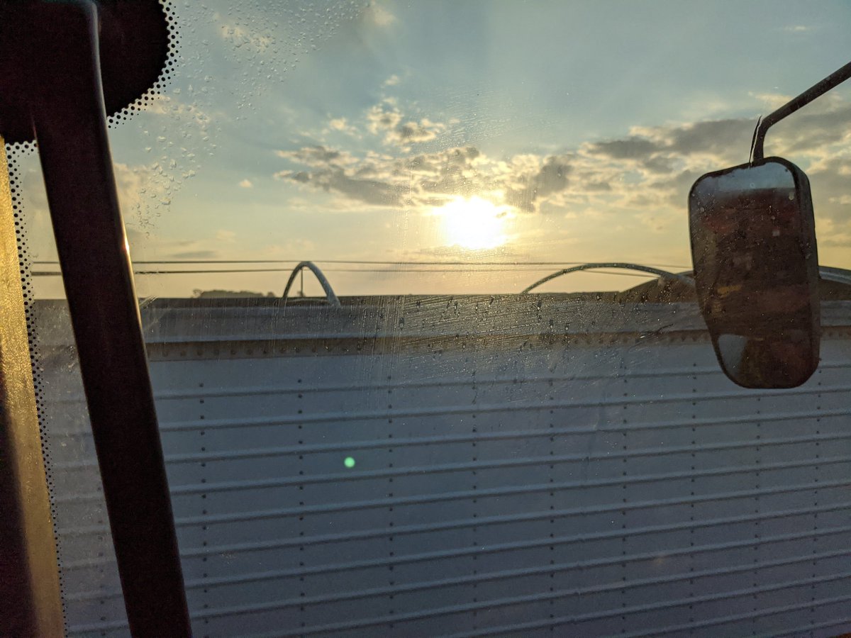 BradPeel3's tweet photo. Top-o-the-mornin from the Southwest suburbs of Latham Il.
#corn2020 https://t.co/zIridDm687
