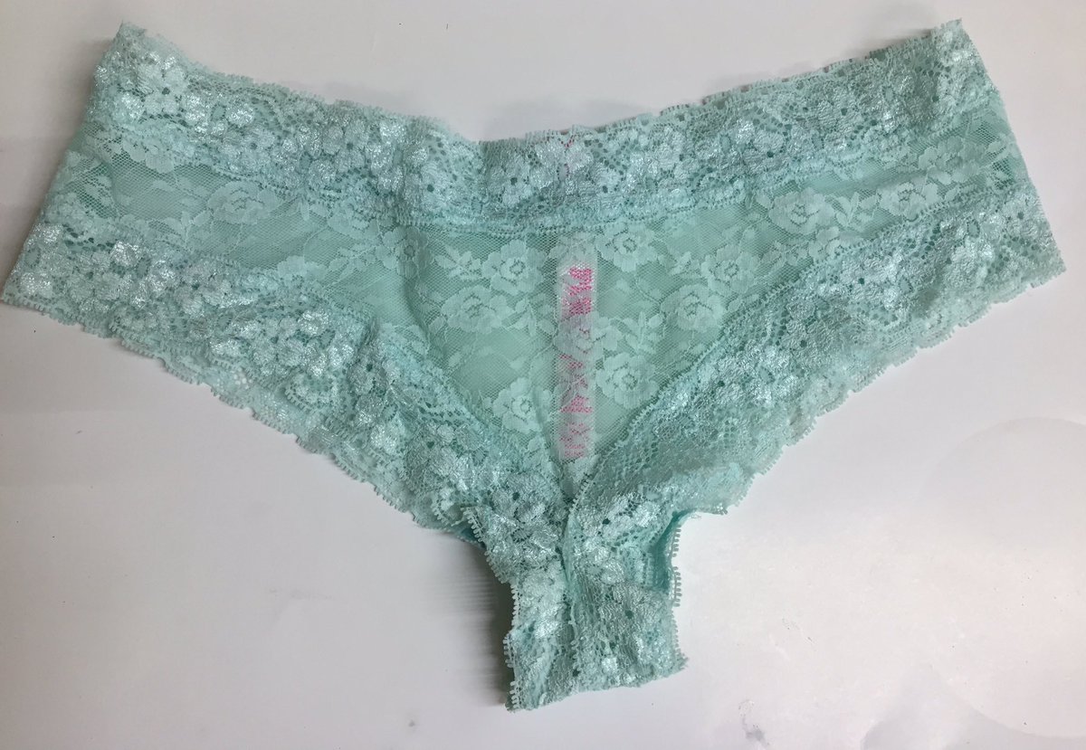 Creepmx1's tweet photo. 72 #Cachetero de #encaje #verdementa “PINK” de una #amiga #flaquita pero muy #buena y #chchichona https://t.co/cbD4Uq3dq2