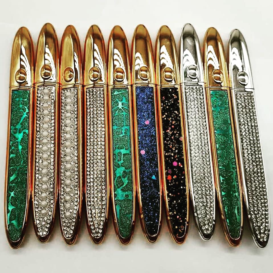 LashesAbby's tweet image. We're ready for.the coming Christmas Promotion sales.😎😍🎉 DM me for orders
🔥Top quality,fast drying and waterproof
🔥Wholesale cheap price for sales
🔥Available private logo 
#Eyelashliner
#lashboxes
#fluffylashes
#striplashes
#minklashes
instagram.com/p/CGo9exInXKs/…