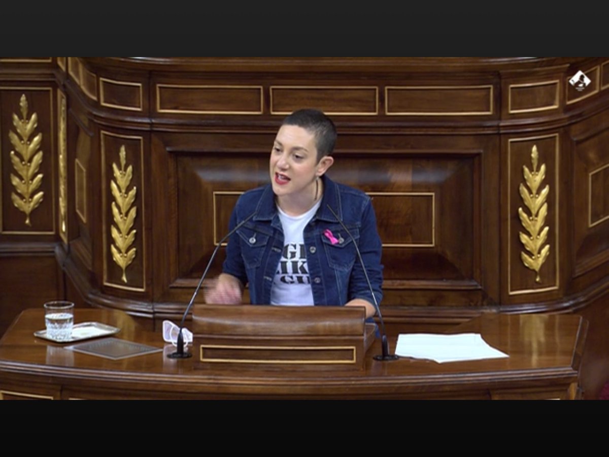 AidaLlaurado's tweet photo. L'@AinaVS ens representa! "Respeto, esperanza y amor como base del proyecto de país", com a base de tot allò que fem ❤️💚💜 #Congreso @EnComu_Podem #VivaLaVida #EtsGran https://t.co/YpAZZtBDym