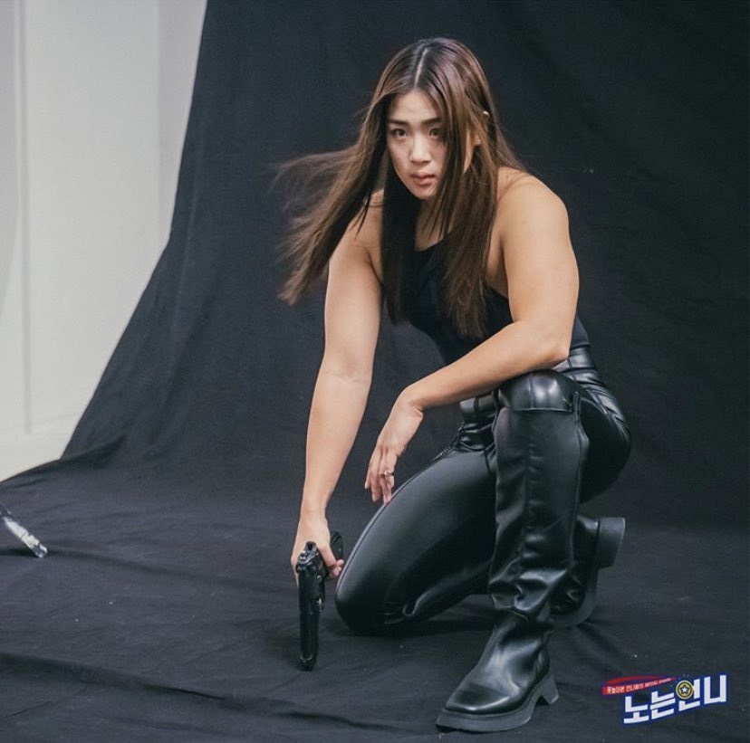 노는언니 화보 찍었는데 유인선수님 좀 봐Translate post