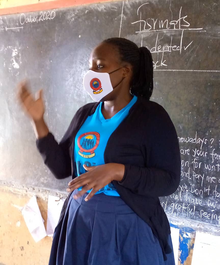 lynda_eunice's tweet photo. I joined @RaisingTeensUg1  today for a school outreach in St Kizito Bembe primary school to speak to the girl child and encourage her to keep in school. I’m pleased to know that all the girls in P.7 returned to school. #LearningNeverStops @nankunda20  @aasu_72  @100millionUS https://t.co/HM0lZnB65S