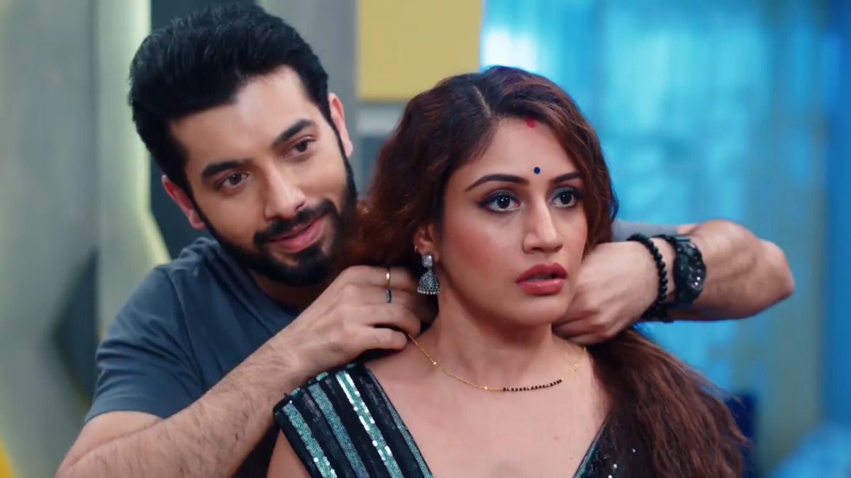 Wish it wasn’t a finite show & we got to see them together onscreen for longer but its only just the beginning so hoping we get to see them together for atleast a year! Wishful thinking! Fingers crossed!  #VAni  #Naagin5  #SharadMalhotra  #SurbhiChandna