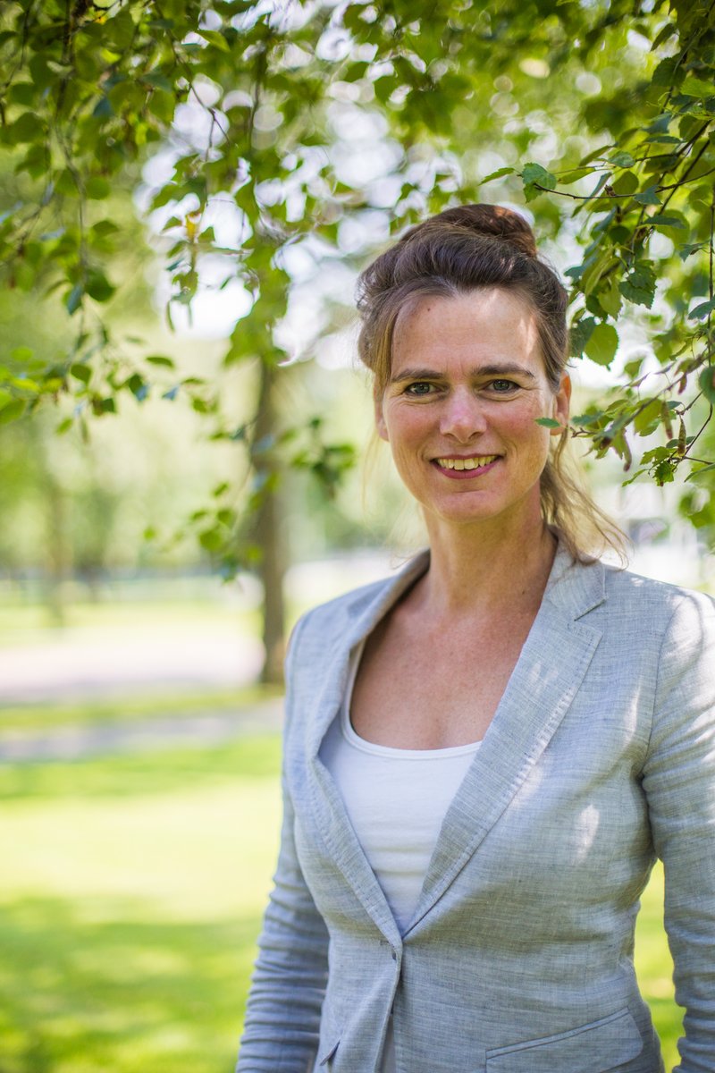 Het @radboudumc kwam afgelopen zomer met haar eerste duurzaamheidsplan, genaamd: Duurzaamheid in de genen. Volgens strategisch adviseur Harriette Laurijsen ziet het ziekenhuis #duurzaamheid niet als een project maar als bewustzijn- en gedragsverandering > https://t.co/ywvRySrm6w https://t.co/FLqvFlYjot