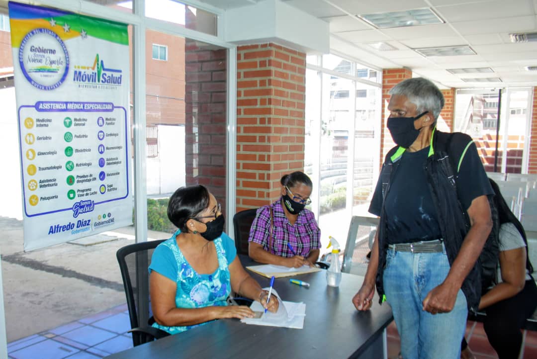 funsoneVe's tweet photo. FUNSONE ABRE SUS PUERTAS NUEVAMENTE

Para tomar cita en las diferentes especialidades de #MovilSalud, puede dirigirse a la nueva sede de Funsone, ubicada en la calle San Rafael con Los Pinos de Porlamar, de lunes a viernes de 8am a 12m.

@leynysmalave
@alfreditodiazoficial https://t.co/jom5f9dUTG