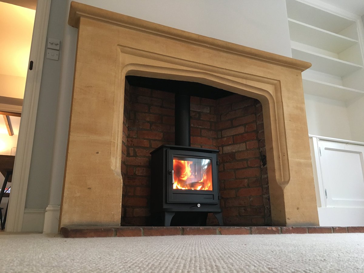 heatsourcerer's tweet image. #stove #inspiration #rutland - People often asked what is a timeless classic with all the attributes of a good well built appliance and in our opinion, the #ecodesign #ready @ChesneysLtd Salisbury 5 is one of these great wood burners. Here are two fitted by @heatsourcerer