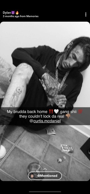 https://t.co/2vPSbwh5i3<a href="/tag/dabs"class="tags"><span>#dabs</span></a><a href="/tag/smokeweed"class="tags"><span>#smokeweed</span></a>