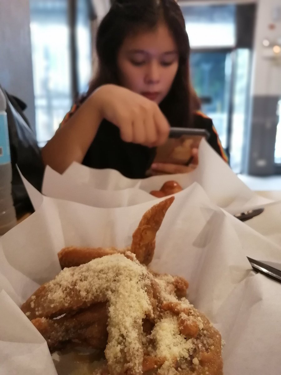 veauty_code's tweet image. May topak?

Pakainin mo lang yan 😊