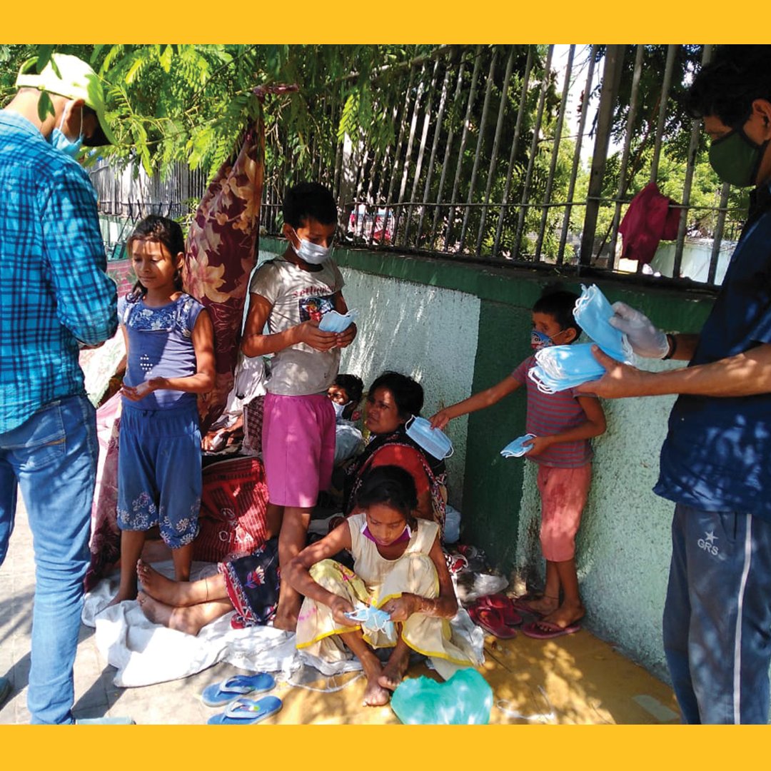 EnactusMLNC's tweet photo. Lockdown may have ended but the pandemic hasn't. Project Kawach has successfully conducted its Covid-essentials distribution drive. In collaboration with @udayfoundation, 400 sanitation kits were distributed in New Delhi. https://t.co/Lhilubng45