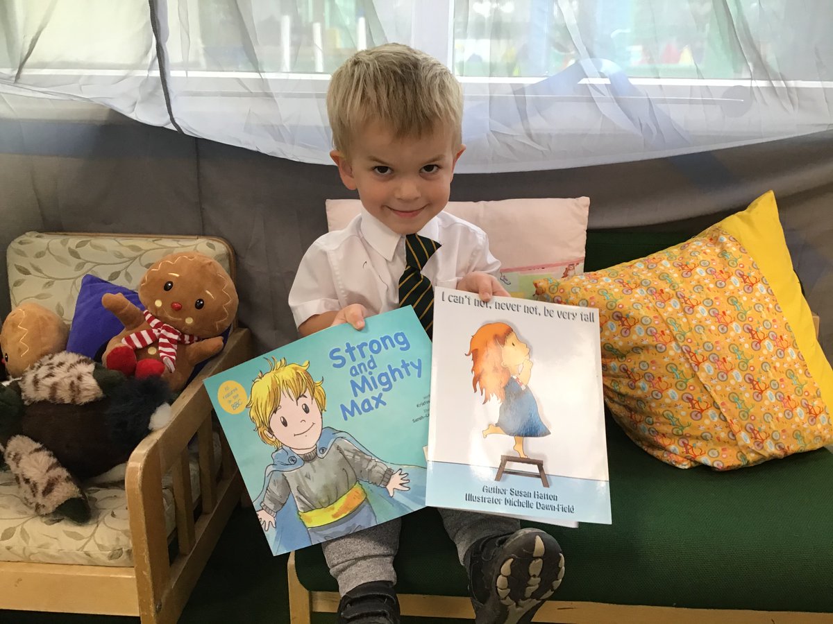 mrsk_eyfsclass's tweet image. One of our super members of  Oak Class brought in some lovely stories that discuss the condition achondroplasia as part of Dwarfism Awareness Month. @LPUKOnline #sharingourstories #weareallunique