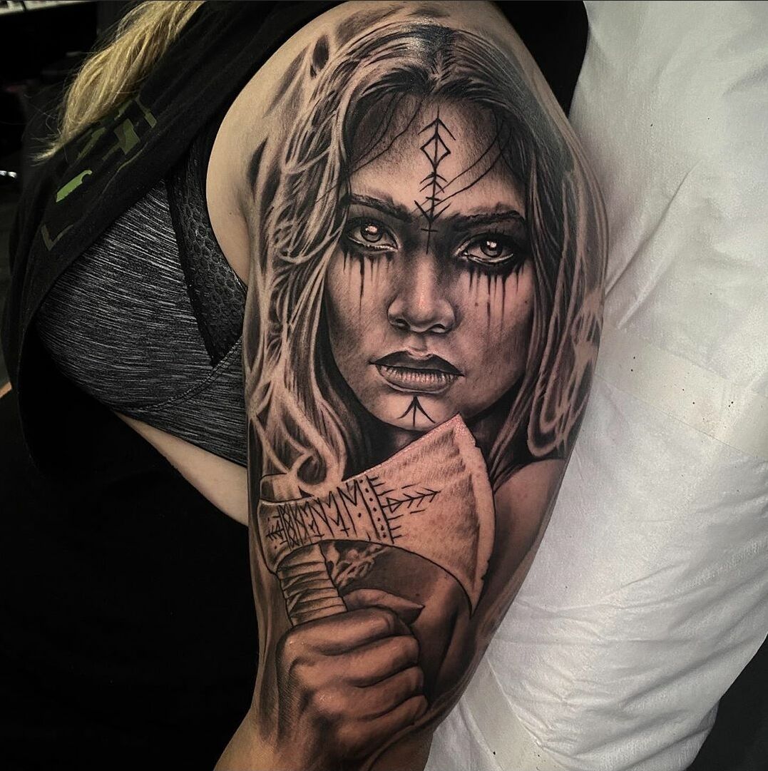Female Warrior  Татуировки воинов Татуировки викингов Мифология  татуировки