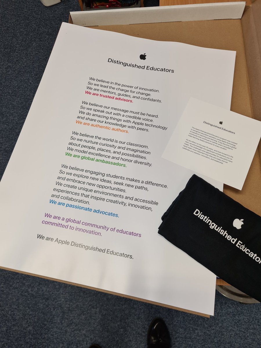 MissArliADE's tweet photo. Thank you @AppleEDU This ha@ made my day!! #ADE2017 #ADE https://t.co/WeokOWcMuA