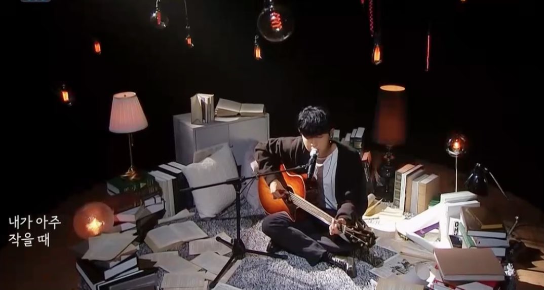 kjh_appears's tweet photo. #엠카 #STUDIO_M #김재환 #KIMJAEHWAN
세트랑 얼굴이랑 존예구 성량폭발😭 https://t.co/STnTMNhtJv