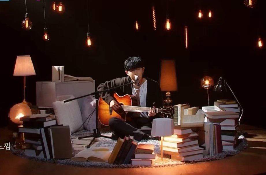 kjh_appears's tweet photo. #엠카 #STUDIO_M #김재환 #KIMJAEHWAN
세트랑 얼굴이랑 존예구 성량폭발😭 https://t.co/STnTMNhtJv