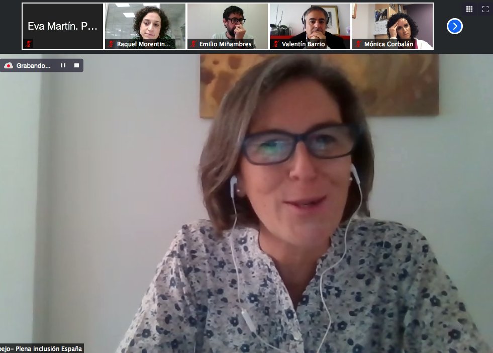 PlenaCyL's tweet image. 🍀Laura Espejo, adjunta a la dirección de @Plenainclusion presenta #ConstruyeComunidad: un proyecto de transformación social.

📢El cambio solo es posible si construimos juntos y nos hemos sumado a quién lleva mucho tiempo trabajando en los barrios.