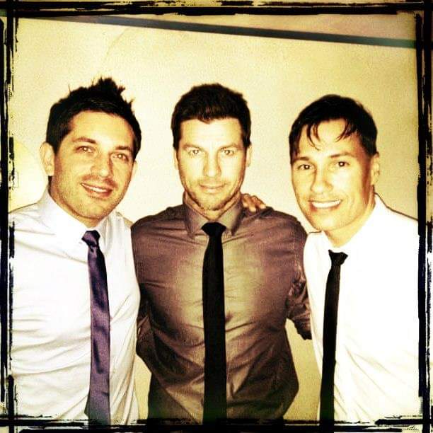 ApartFanpage's tweet photo. #WorldsApart @iamSteveHart @iamNathanMoore @calcooperwa #BoyBand #MyFaveBand #GreatMen #HappyThursday #WorldsApartLove #WorldsApartFan #WinderfulSongs #PopMusic #90smusic #AlwaysInOurHearts #SteveHart #CalCooper #NathanMoore #GoodMusic #WorldsApartFanPage #Peace #Love #Happiness https://t.co/bKyJKl9LLL