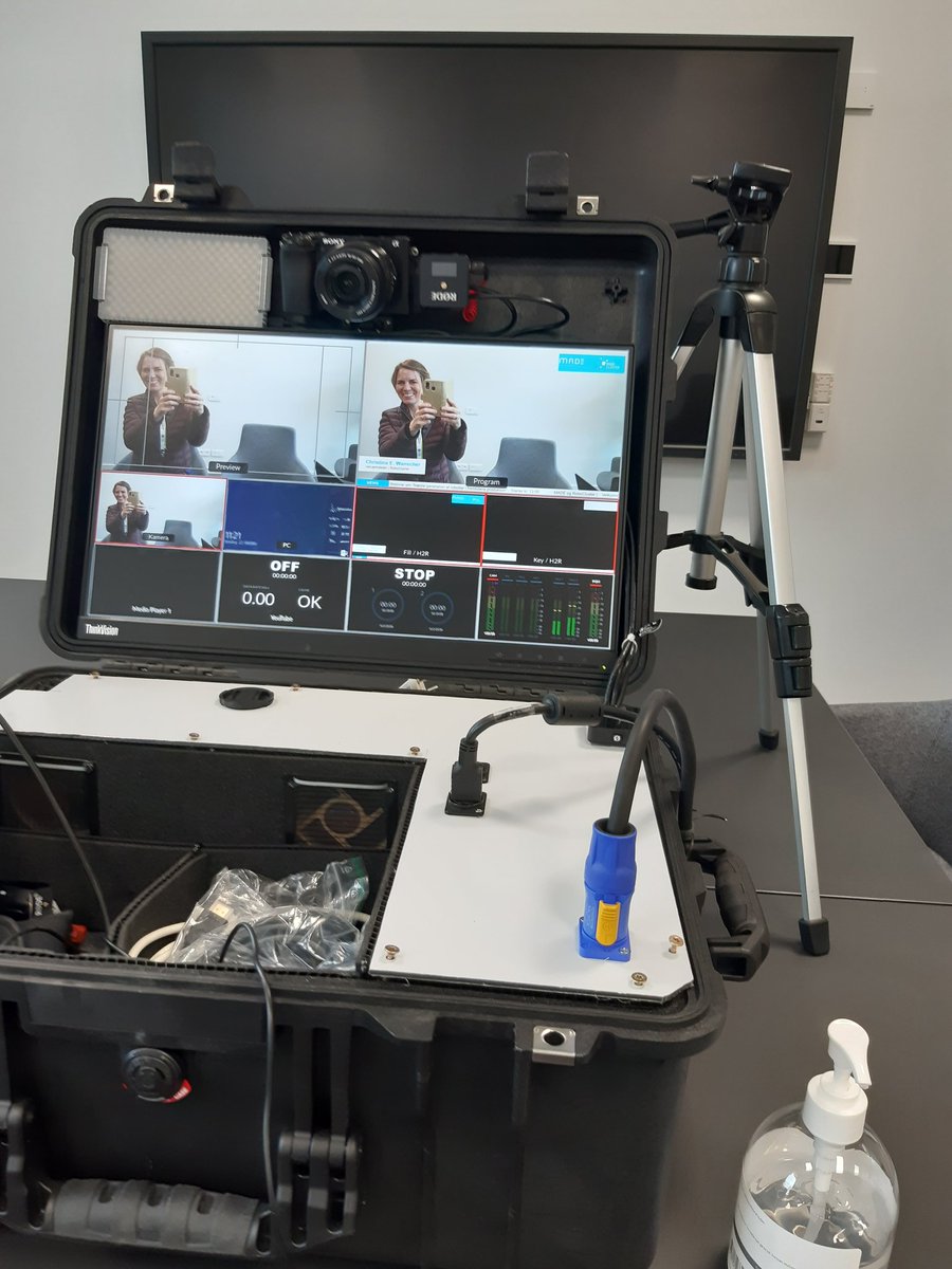 Wanscher's tweet image. Ready Set Webinar @RoboCluster and @made_denmark Næste generation af robotter! #GoingVirtual #wearerobotheroes