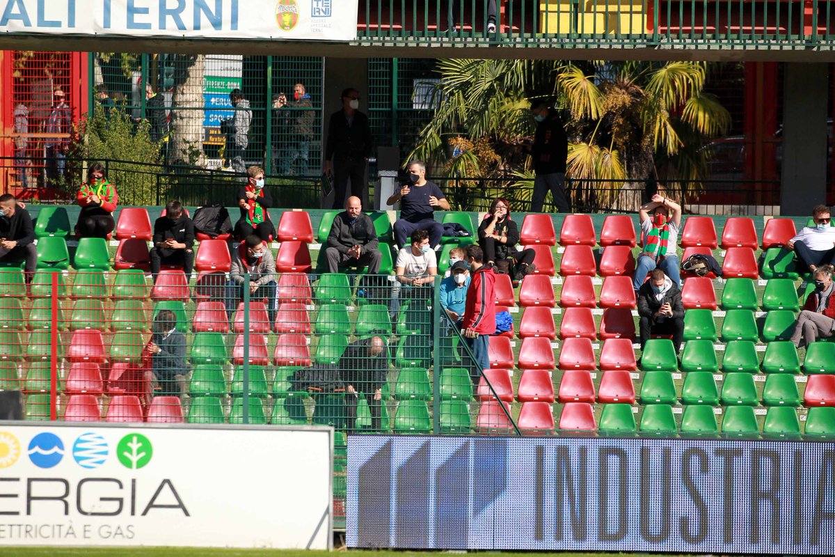 TernanaOfficial's tweet photo. 👉🎟️ @TernanaOfficial vs @CalcioFoggiaoff prevendita attivata ⚽️👇
https://t.co/GfxzZ5DhOO ❤️💚
#Fere #Ternana #TernanaFoggia #TerFog @LegaProOfficial #SerieC 🔴🟢 https://t.co/u7NpTnebZv